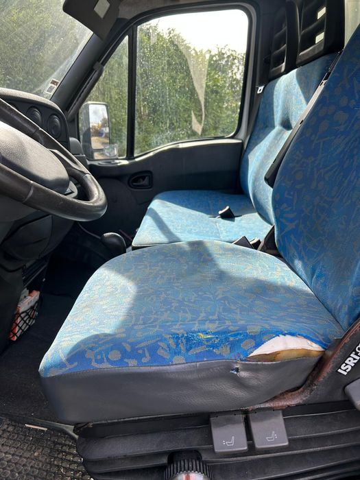 Iveco daily com plantaforma