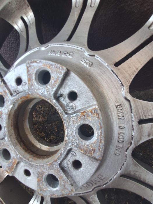 Jantes originais BMW Style 135 Pack M 18”