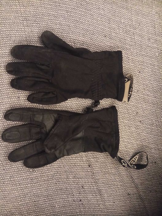Luvas técnicas de inverno, em preto