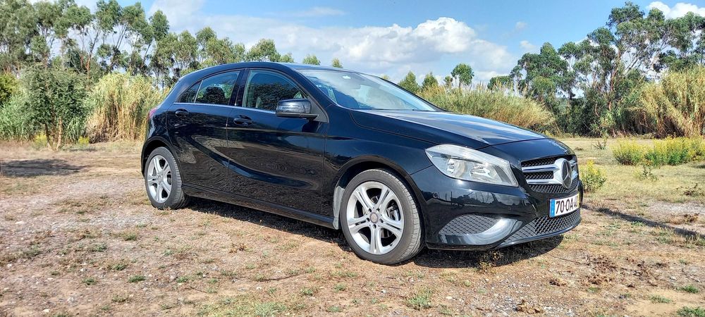 Automóvel mercedes