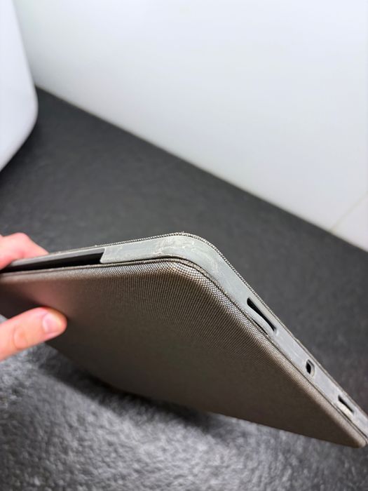 Etui z klawiaturą LOGITECH Combo Touch do Apple iPad Pro 13