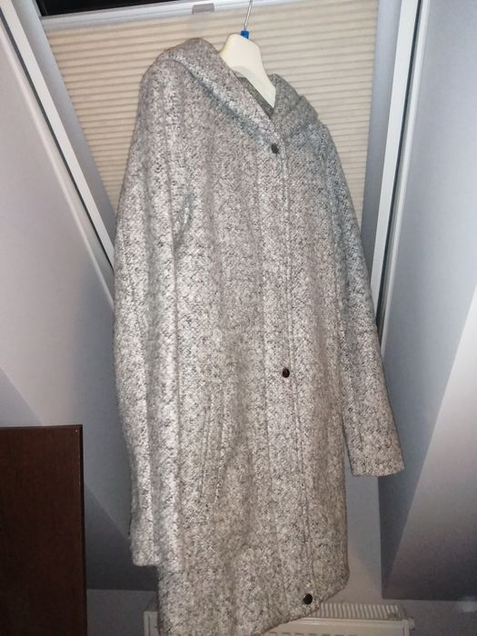 Sprzedam płaszczyk nowy rozmiar XS marki Only