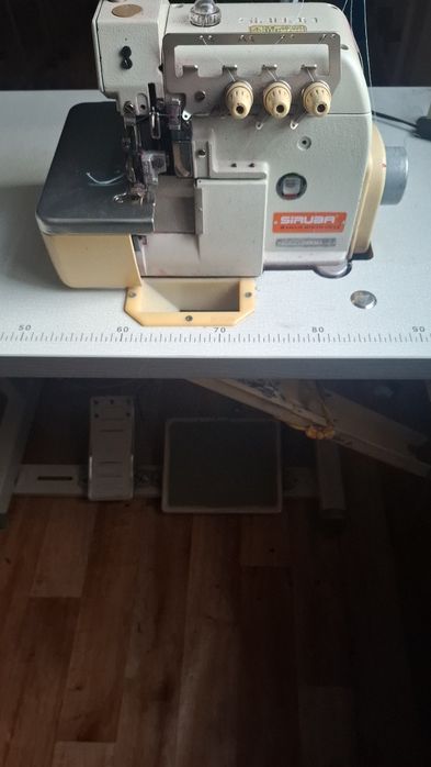 Оверлок  Siruba Typical