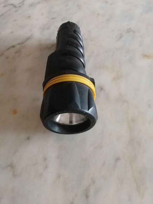 lanterna á prova de água