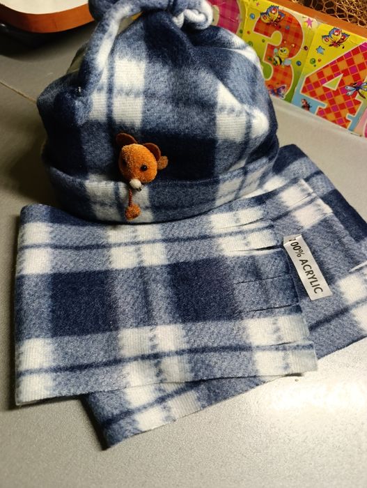 Шапка з шарфіком