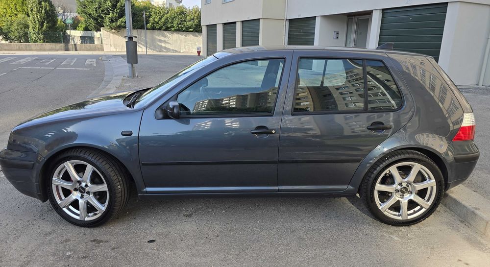 Golf 4 de 1999 com extras & 132.000 km