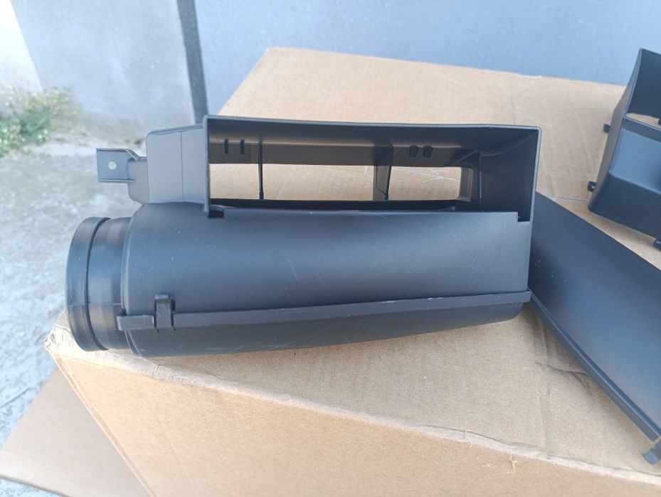 Воздухозаборник воздушного фильтра WV Audi Seat  2008-2017 1K0805971C