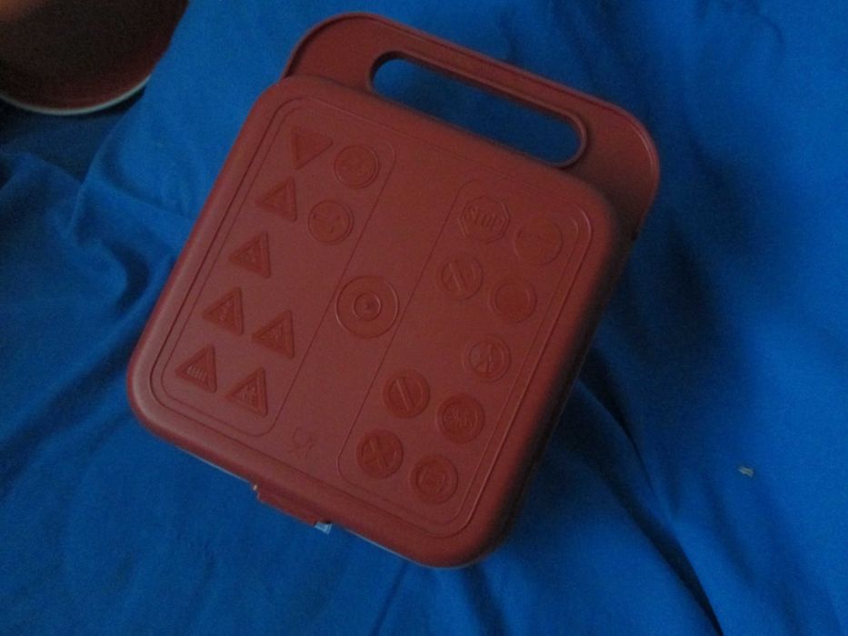 Tupperware anos 80 a estrear