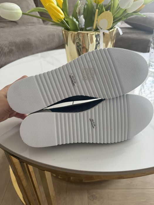 Buty półbuty wiązane