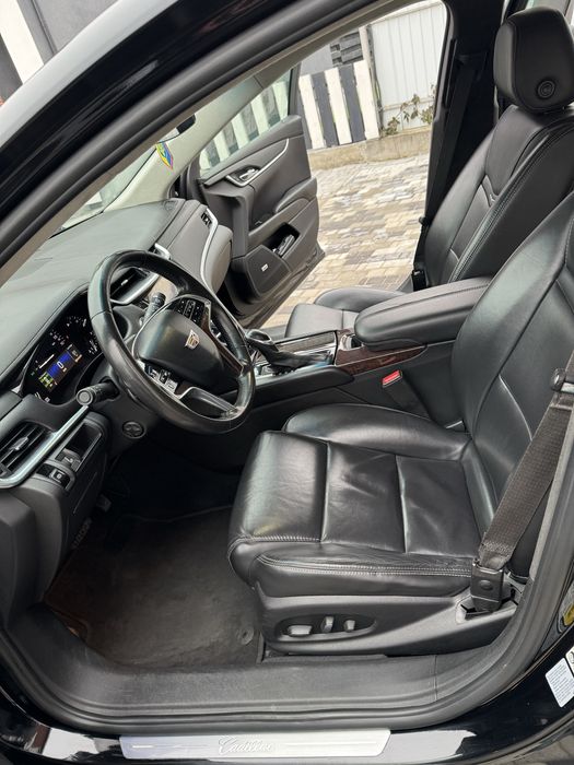 cadillac xts комфортне авто на газу