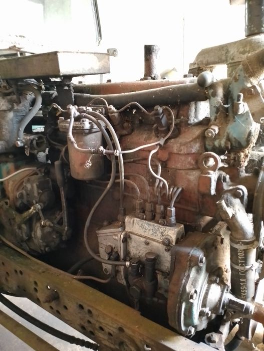 Продам двигун  ЮМЗ по запчастинах