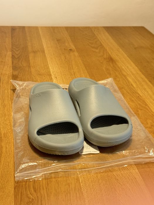 Klapki crocs mellow
