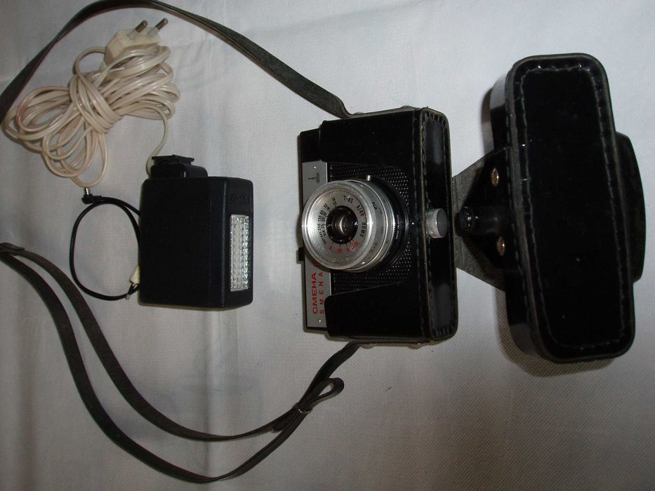 Продам фотоапарат Смена 8М і фотовспишку Электроника ФЭ-27