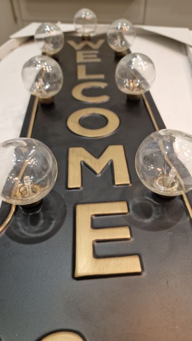 Seta sinal decorativo Welcome Home iluminado