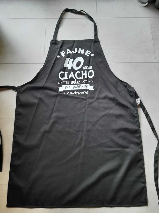 Fartuch kuchenny na 40 urodziny okolicznościowy nowy outlet