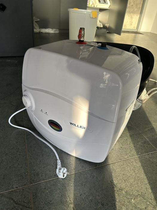 Бойлер 25 л напольний WILLER