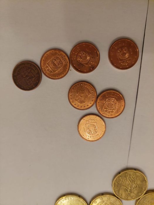 Moedas 2€ e outras