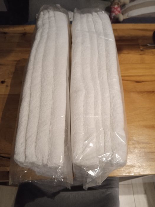 Ręczniki białe nowe 100% cotton