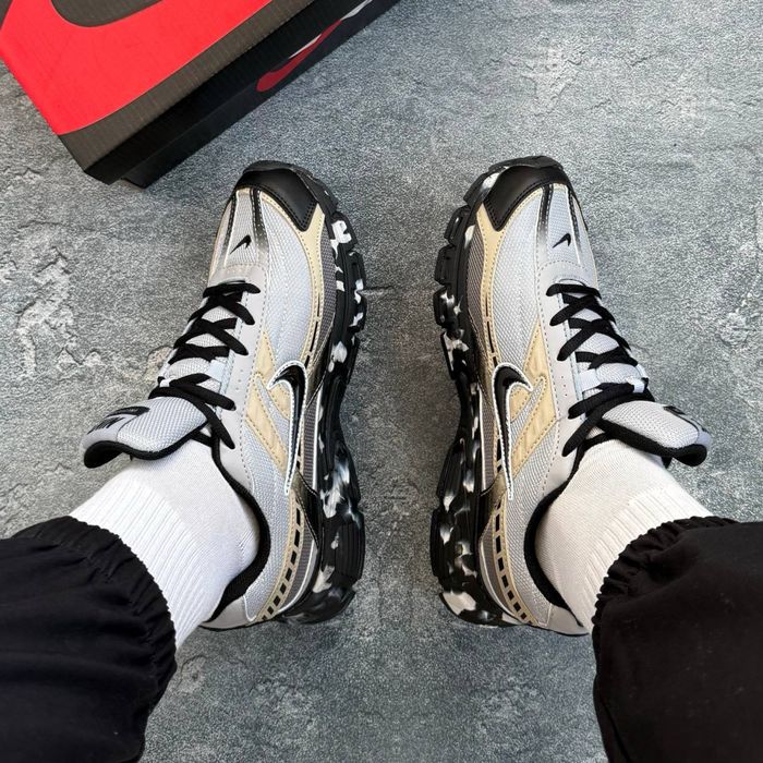 Nike Initiator custom beige black
