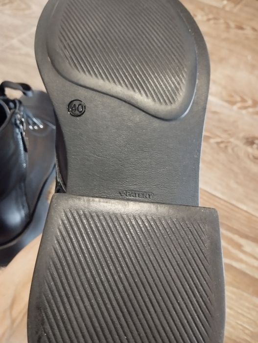 Чобітки жіночі демисезонні шкіряні