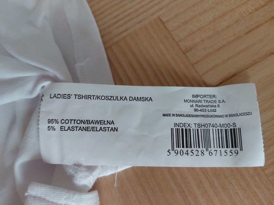 Koszulka damska biała bawełniana z Monnari. Rozmiar S.