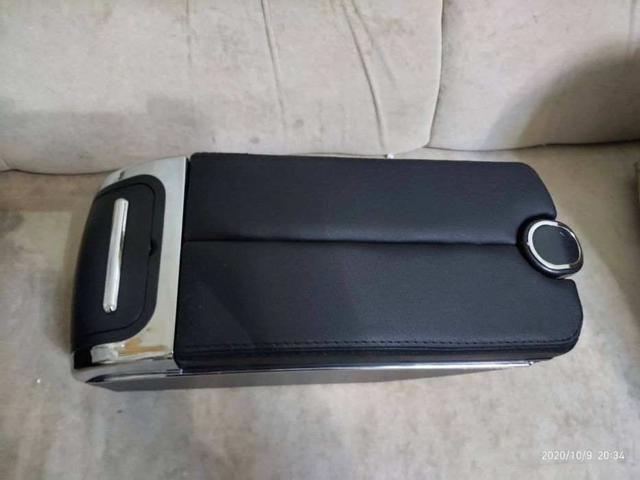 Подлокотник Citroen Berlingo Peugeot Partner