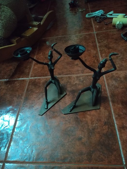 Castiçais           .