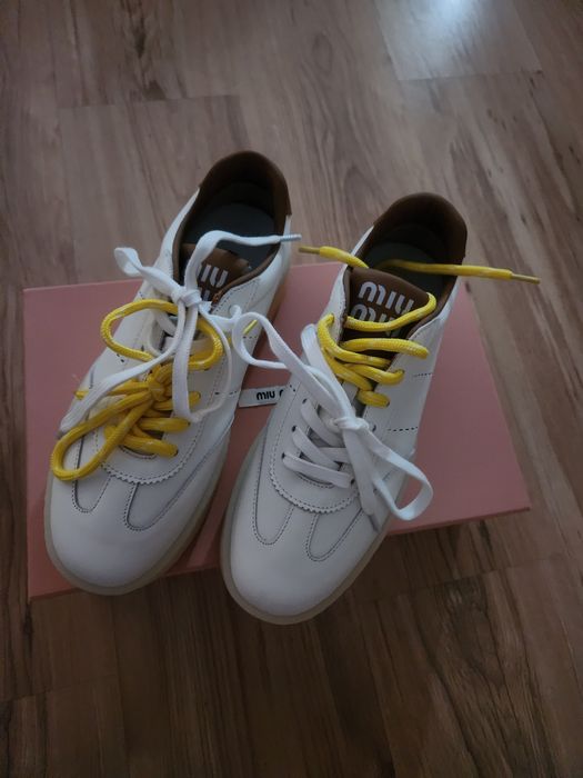 Skorzane buty rozmiar37 miu miu
