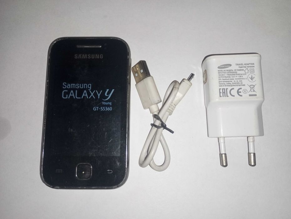 Звонилка сенсорный телефон Samsung Galaxy GTS5360 рабочий