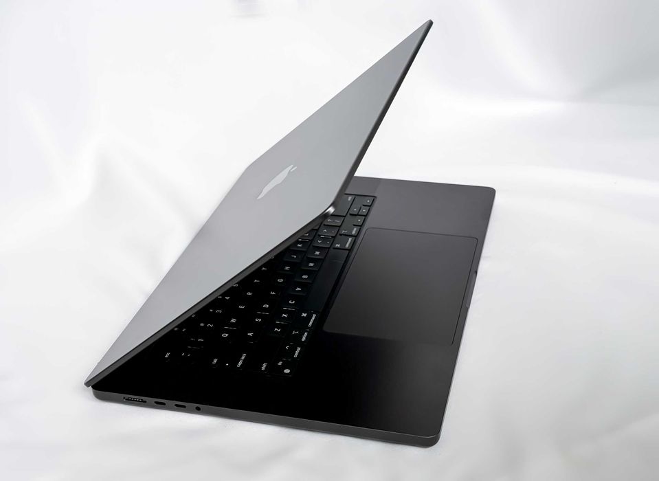 Apple Macbook Pro 16 m3pro 36 512