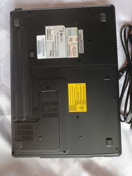Laptop Fujitsu-Siemens Amilo