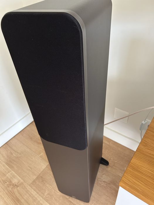 Colunas QAcoustics 3050
