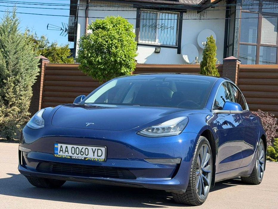 Tesla Model 3 2017 75 kWh RWD