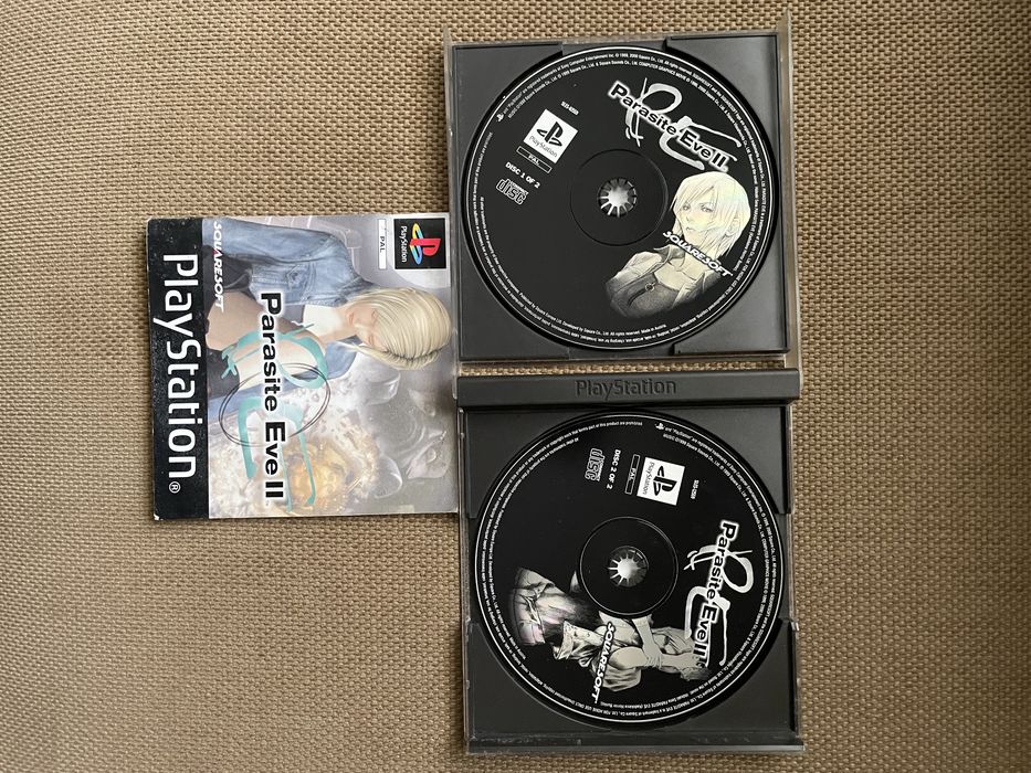 Jogos PS2/PS1 e microfones SingStar