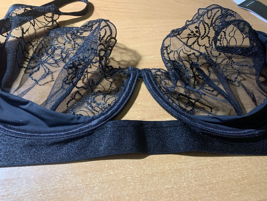 продаж бюстгалтера ,новий з біреою