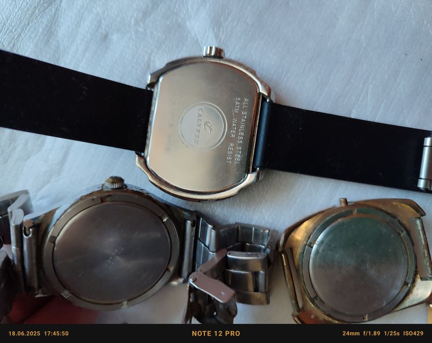 Часы наручные Чайка ,Michael Kors и др