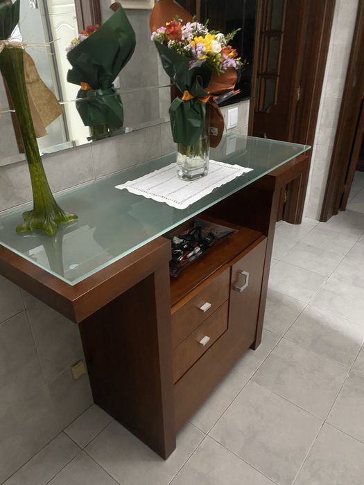 Sapateira de madeira cerejeira