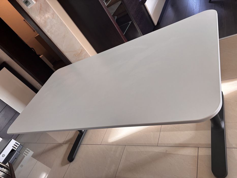 Biurko Ikea o wymiarach 160/80