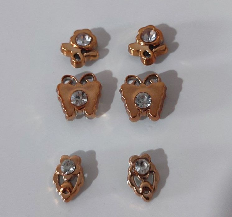 3 pares de brincos novos