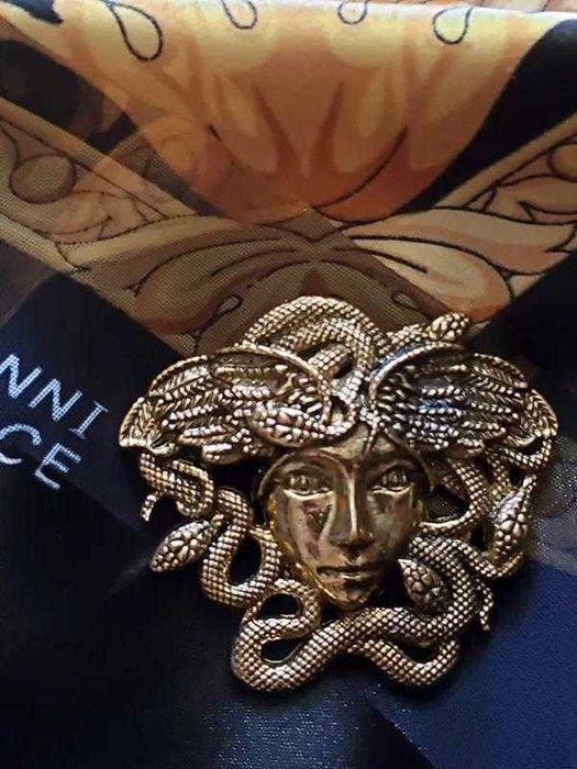 Брошка Versace кулон значок пін брош підвіска медуза горгона барокко