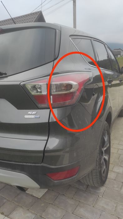 Ford escape 2016 стоп правий задній ліхтар