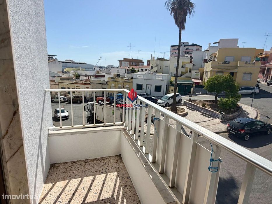 Apartamento T2 em Portimão com varandas