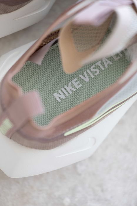 Женские кроссовки Nike Vista Lite "Beige" 36-40