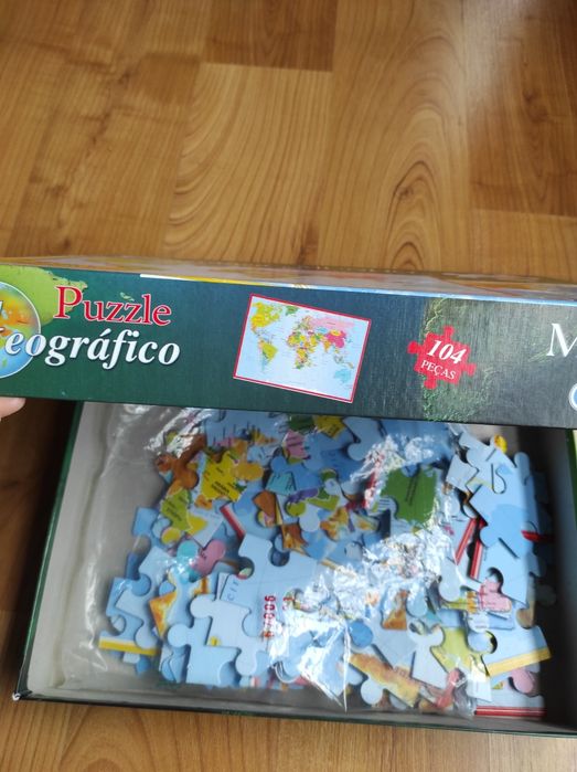 Puzzle geográfico mundo da clementoni