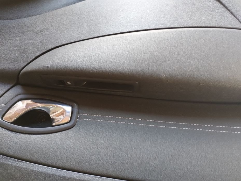 Обшивка дверей, шкіряна карта задніх лівих дверей scenic 3