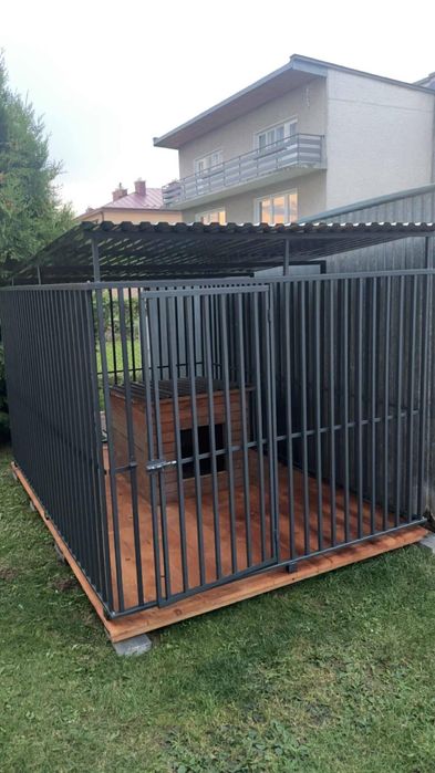 Kojec dla psa Producent