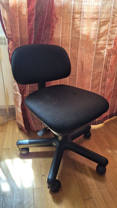 Крісло на колесах