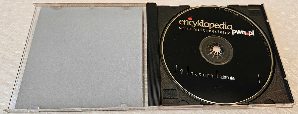 Encyklopedia seria multimedialna: 1 - natura- Ziemia PWN