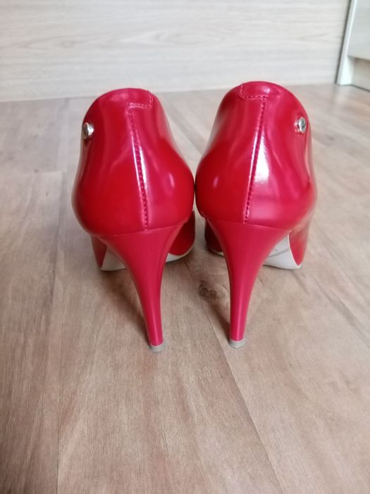 Czerwone szpilki skóra naturalna Venezia 38.5