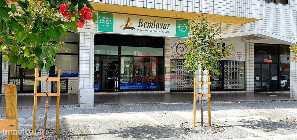Trespasse de Lavandaria com 170m2 em Santo Tirso